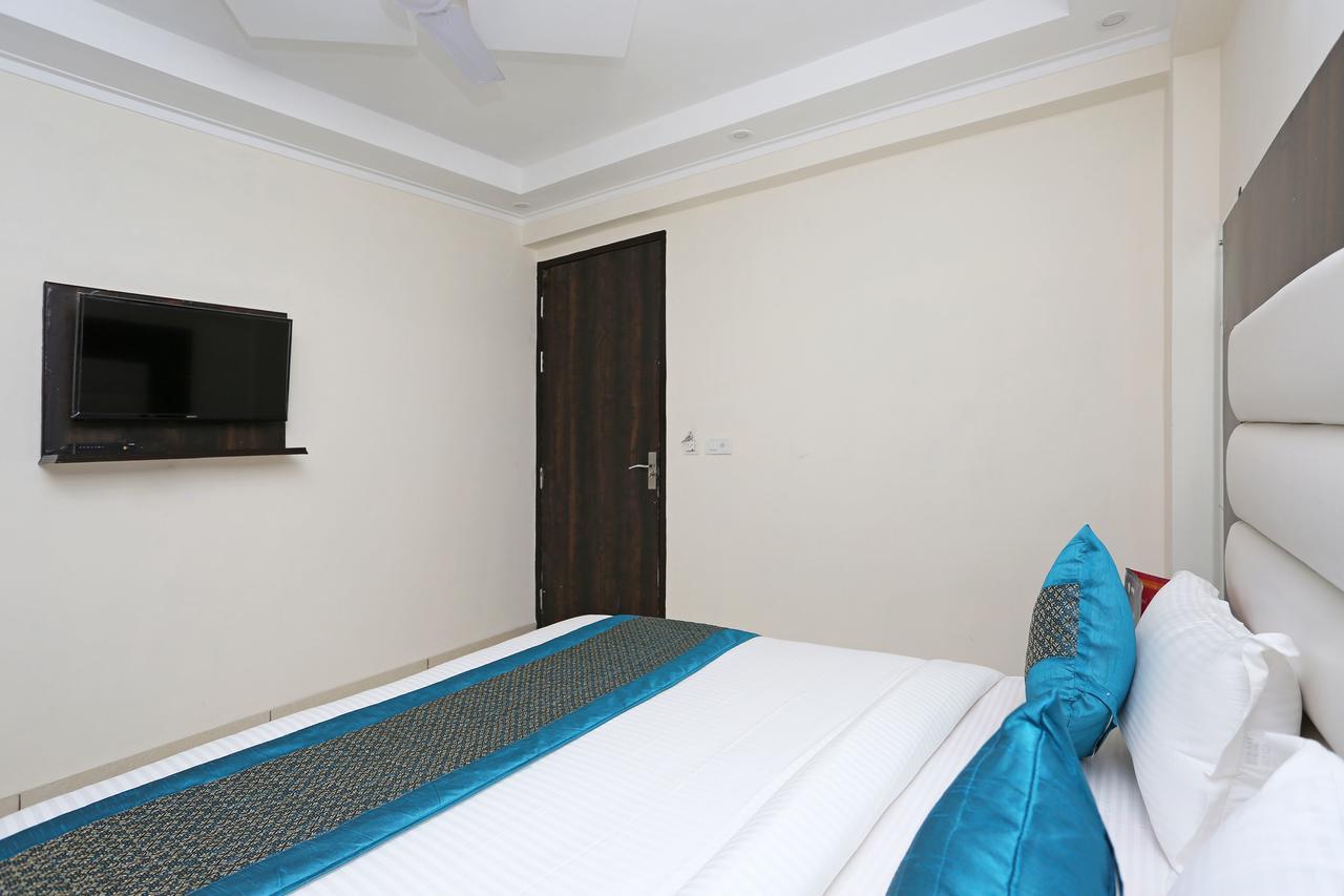 Oyo 9147 Hotel Aerostay Nové Dillí Exteriér fotografie