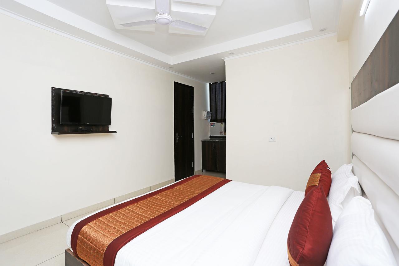 Oyo 9147 Hotel Aerostay Nové Dillí Exteriér fotografie
